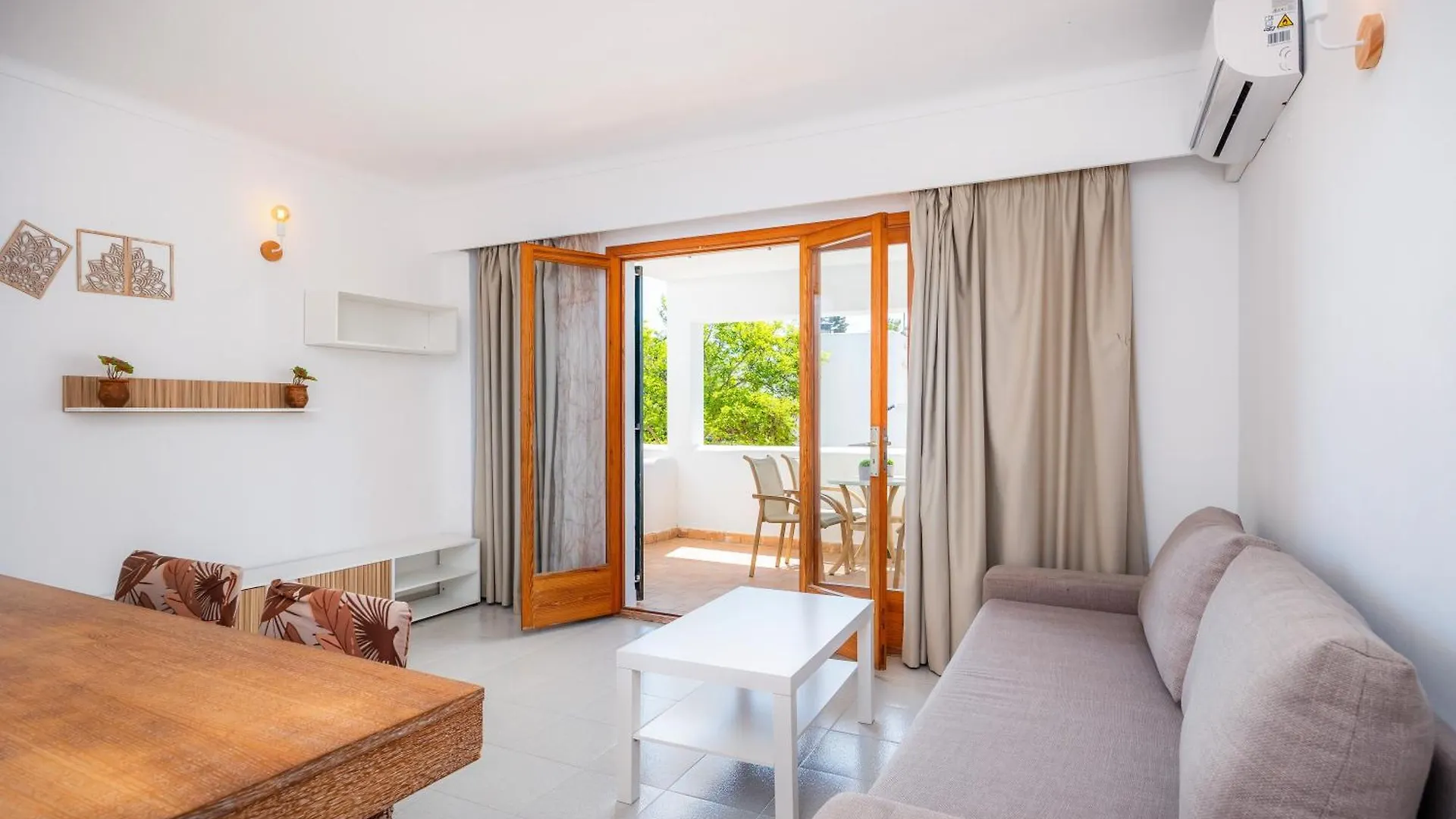 Apartamento Felipe 2-4 Cala D´Or 0*,  Spanyolország